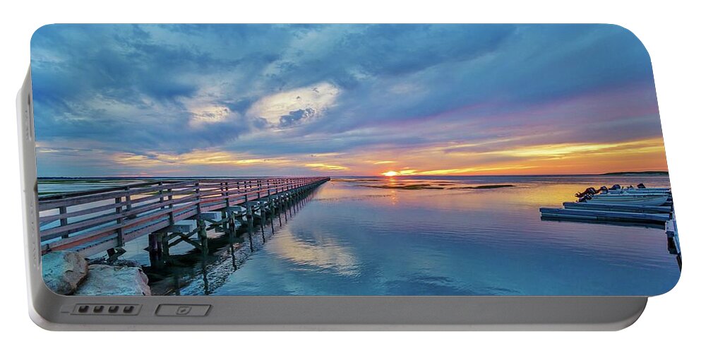 Grey's Beach Portable Battery Charger featuring the photograph Grey's Beach Sunset No 4 by Marisa Geraghty Photography