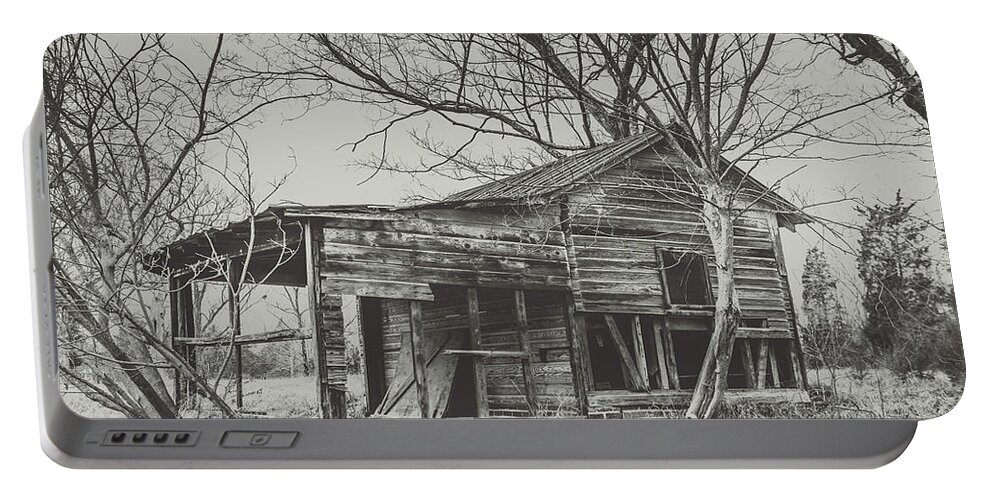 Haw River Portable Battery Charger featuring the photograph Haw River Log Home by Cynthia Wolfe
