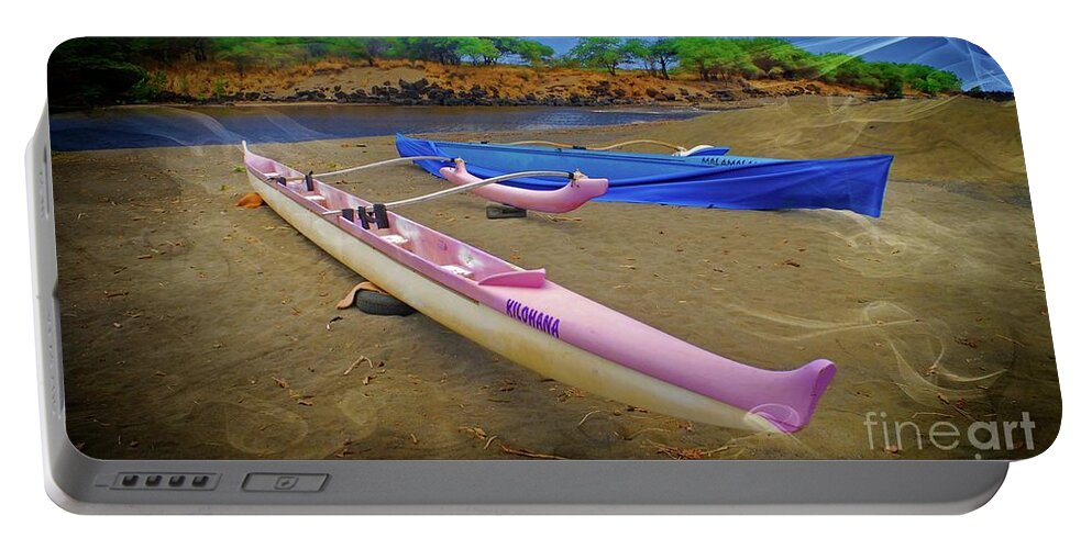 Hawaii Portable Battery Charger featuring the photograph Hawaiian Outigger Canoes Ver 2 by Larry Mulvehill