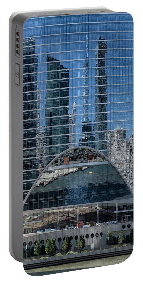 Illinois Portable Battery Charger featuring the photograph High Rise Reflections by Alan Toepfer