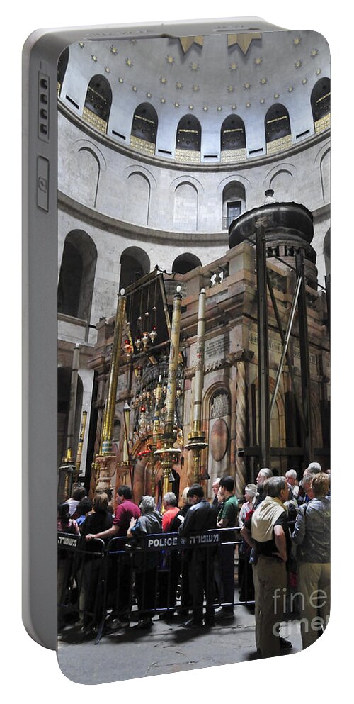 Rotunda Portable Battery Charger featuring the photograph Holy Sepulchre by Shay Levy