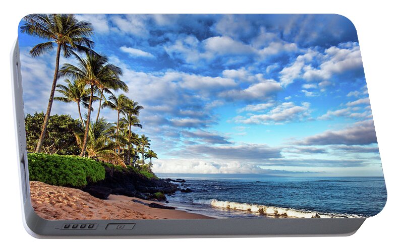Landscape Portable Battery Charger featuring the photograph Honokowai Palms by Marcia Colelli