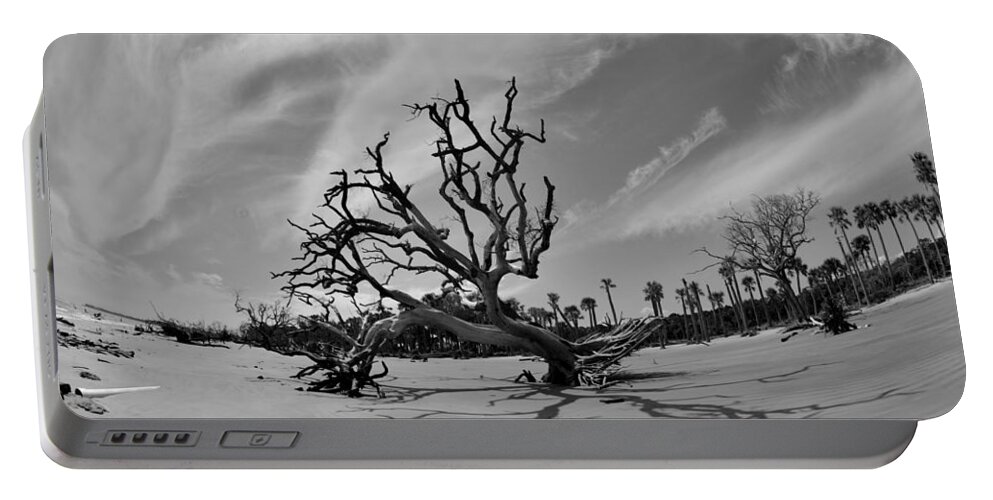 Hunting Island Beach And Driftwood Portable Battery Charger featuring the photograph Hunting Island Beach And Driftwood Black And White by Lisa Wooten