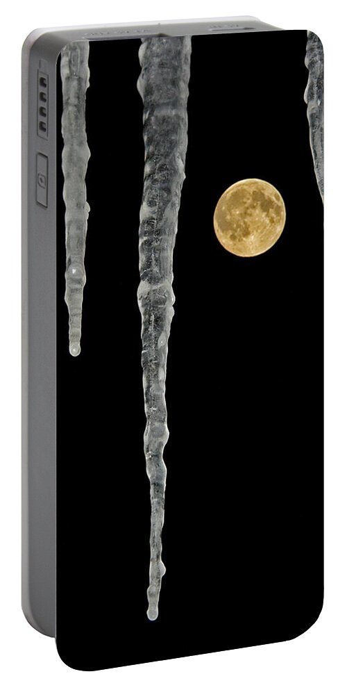 Moon Portable Battery Charger featuring the photograph Icy Moon by Jeff Galbraith