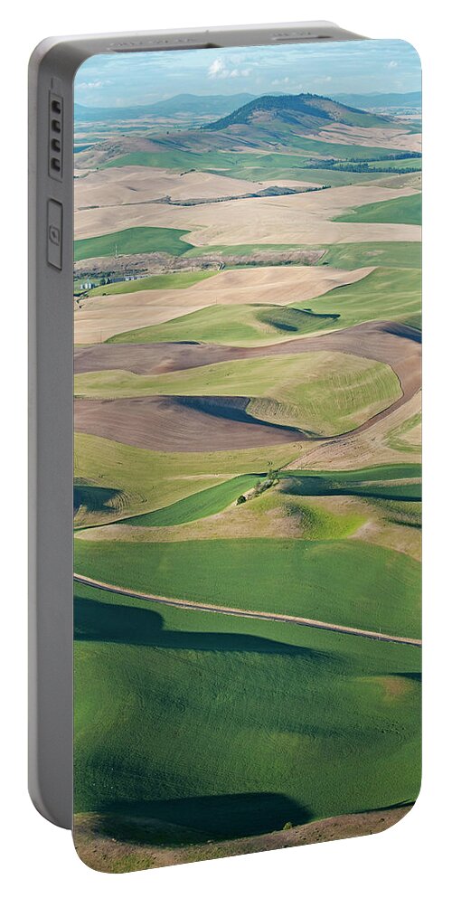 Aerial Portable Battery Charger featuring the photograph Kamiak Butte by Doug Davidson