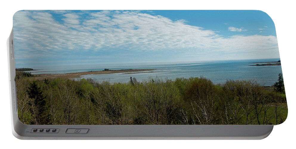Usa Portable Battery Charger featuring the photograph Lake Michigan Shore line from the UP 2 by LeeAnn McLaneGoetz McLaneGoetzStudioLLCcom