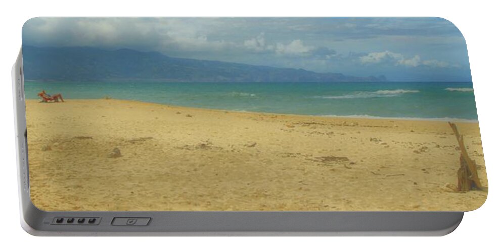 Beach Portable Battery Charger featuring the photograph Let It B by DJ Florek