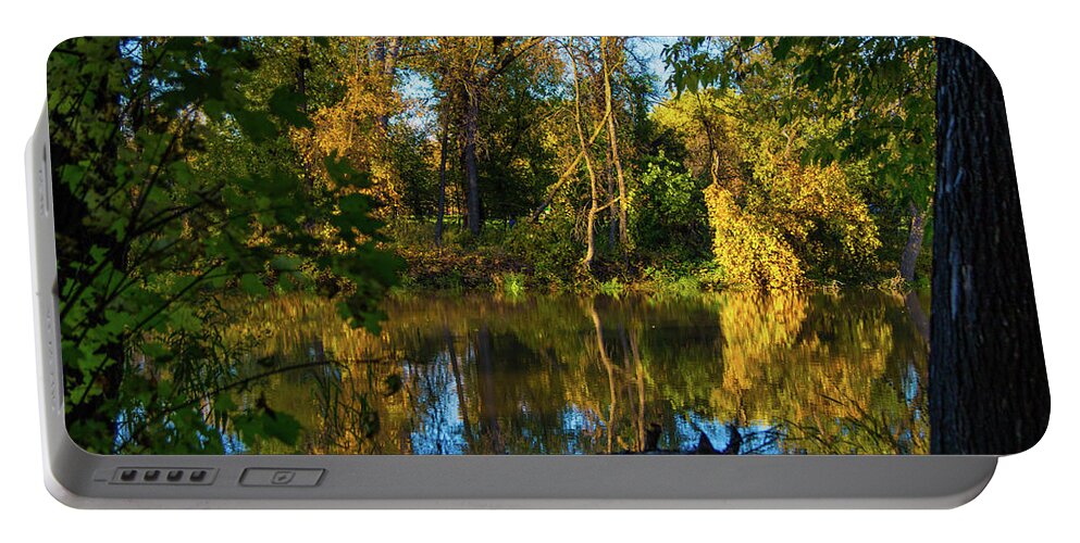 Lindenwood Park Portable Battery Charger featuring the photograph Lindenwood Park 7350 by Jana Rosenkranz