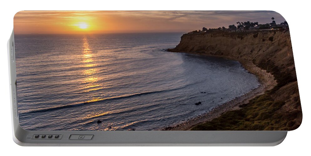Beach Portable Battery Charger featuring the photograph Lunada Bay Sunset by Ed Clark