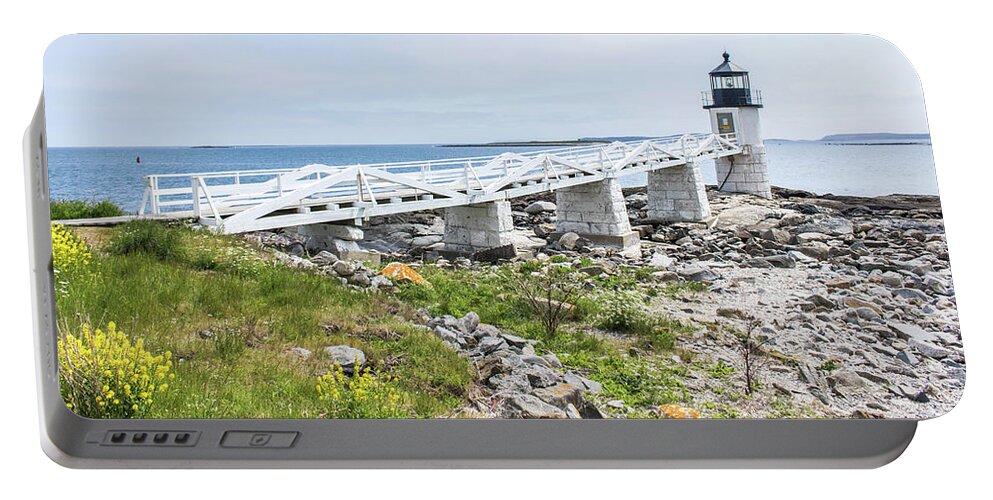 Marshall Point Lighthouse Portable Battery Charger featuring the photograph Marshall Point Lighthouse by Holly Ross