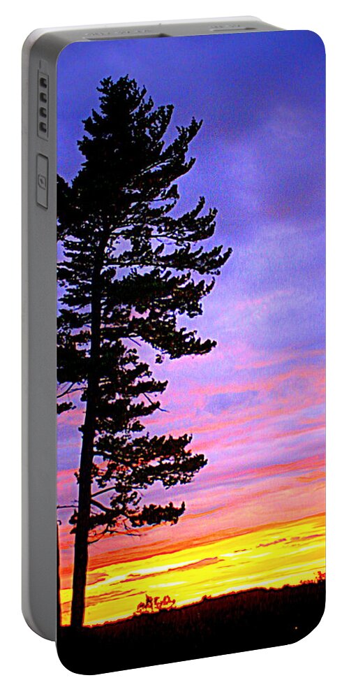 Maudslay Sunset Portable Battery Charger featuring the photograph Maudslay Sunset by Suzanne DeGeorge