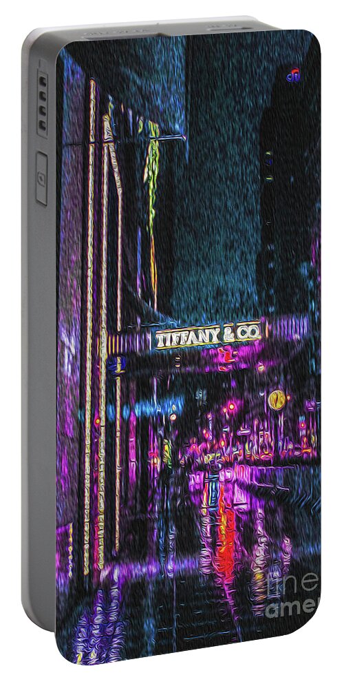 Nyc Portable Battery Charger featuring the photograph Christmas Eve in NYC by Sandy Moulder