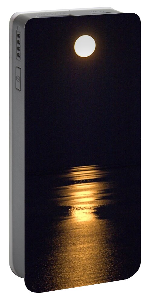 Moonstruck Portable Battery Charger featuring the photograph Moonstruck by Newwwman