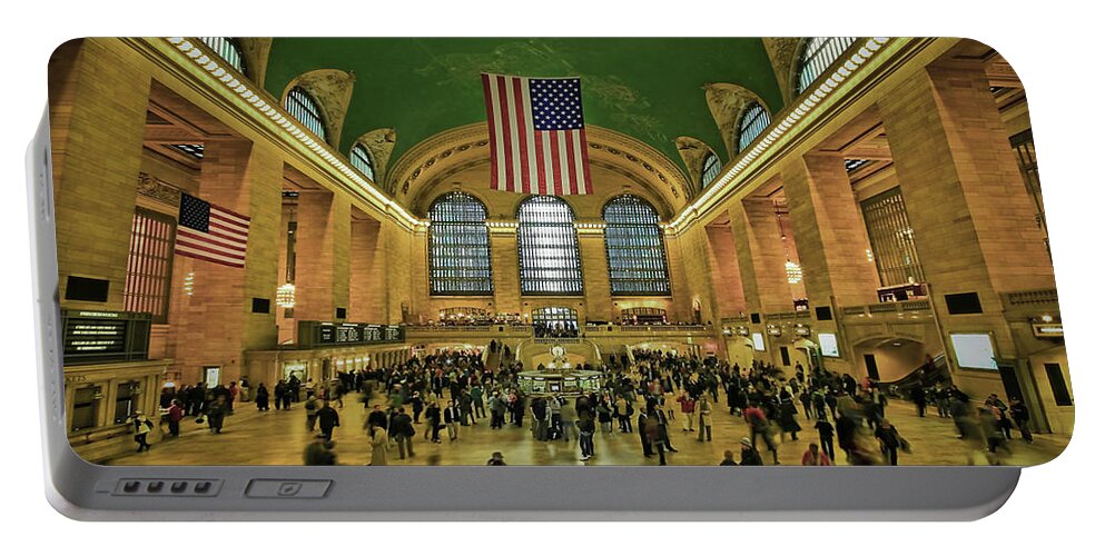 Architecture Portable Battery Charger featuring the photograph New York Minute by Evelina Kremsdorf