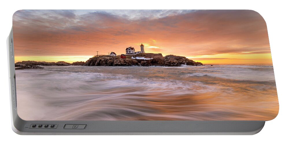 Nubble Lighthouse Portable Battery Charger featuring the photograph Nubble Lighthouse by Rob Davies