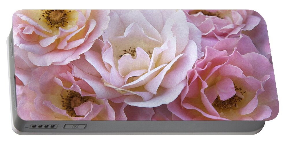 Digital Roses Portable Battery Charger featuring the photograph Oh Glory Me by Theresa Tahara