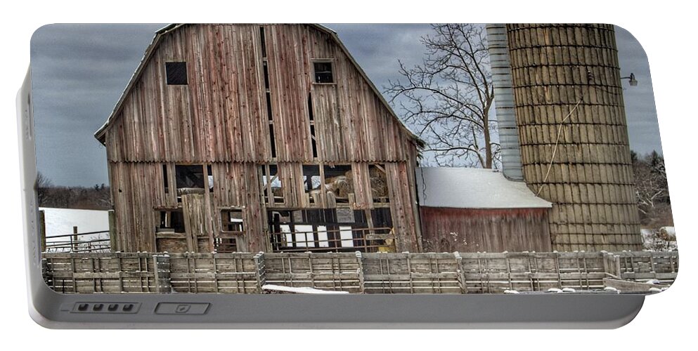 Barn Portable Battery Charger featuring the photograph 0032 - Old Marathon by Sheryl L Sutter