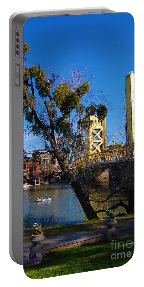 Sacramento Portable Battery Charger featuring the photograph Old Sacramento Tower Bridge by Debra Thompson