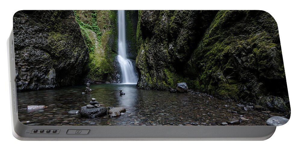 Oregon Portable Battery Charger featuring the photograph Oneonta Falls No.2 by Margaret Pitcher