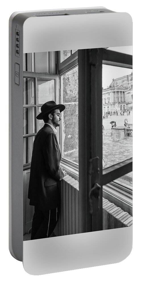 Alone Portable Battery Charger featuring the photograph Paris Man in Museum by Louis Dallara