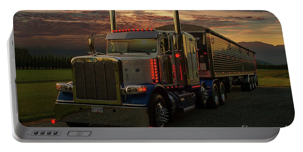 Big Rigs Portable Battery Charger featuring the photograph Peterbilt at Dusk by Randy Harris
