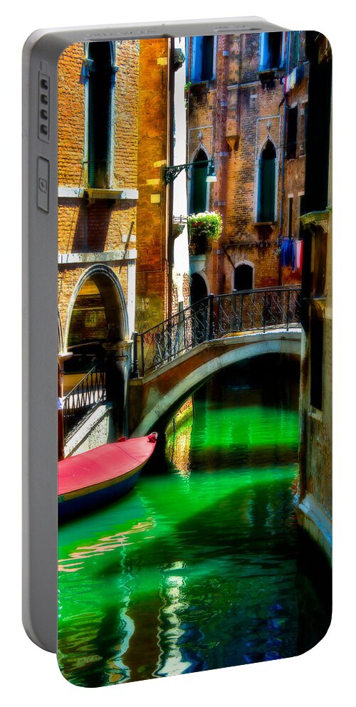 Gondola Portable Battery Charger featuring the photograph Pink Boat and Canal by Harry Spitz