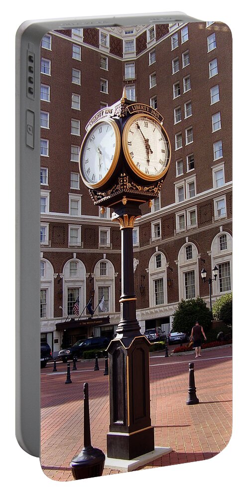 Poinsett Hotel Portable Battery Charger featuring the photograph Poinsett Hotel Greeenville SC by Flavia Westerwelle