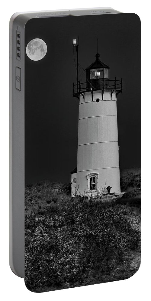 Race Point Lighthouse Portable Battery Charger featuring the photograph Race Point P-Town MA BW by Susan Candelario