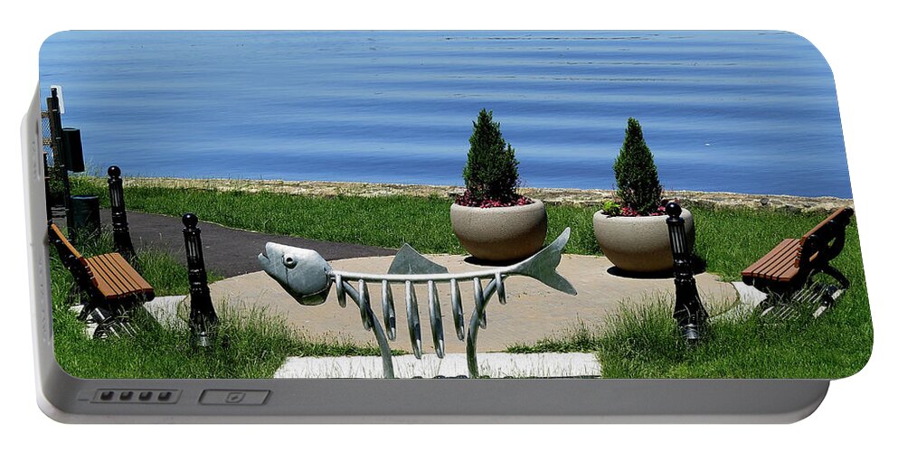 Delaware River Portable Battery Charger featuring the photograph Rest Stop by Linda Stern