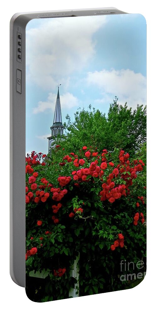 Mauricetown Portable Battery Charger featuring the photograph Roses on the Fence in Mauricetown by Nancy Patterson