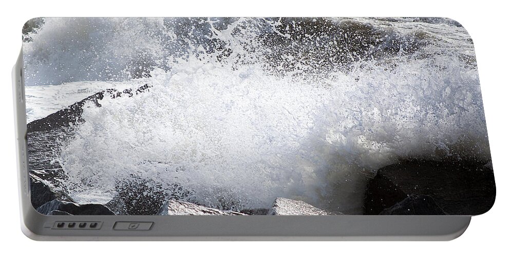 Ocean Portable Battery Charger featuring the photograph Rough Ocean by Kenneth Albin