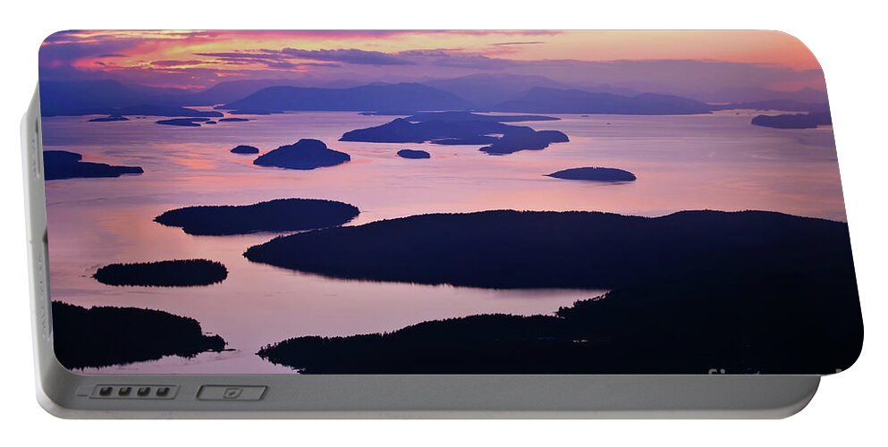 San Juan Islands Portable Battery Charger featuring the photograph San Juans Tranquility by Mike Reid