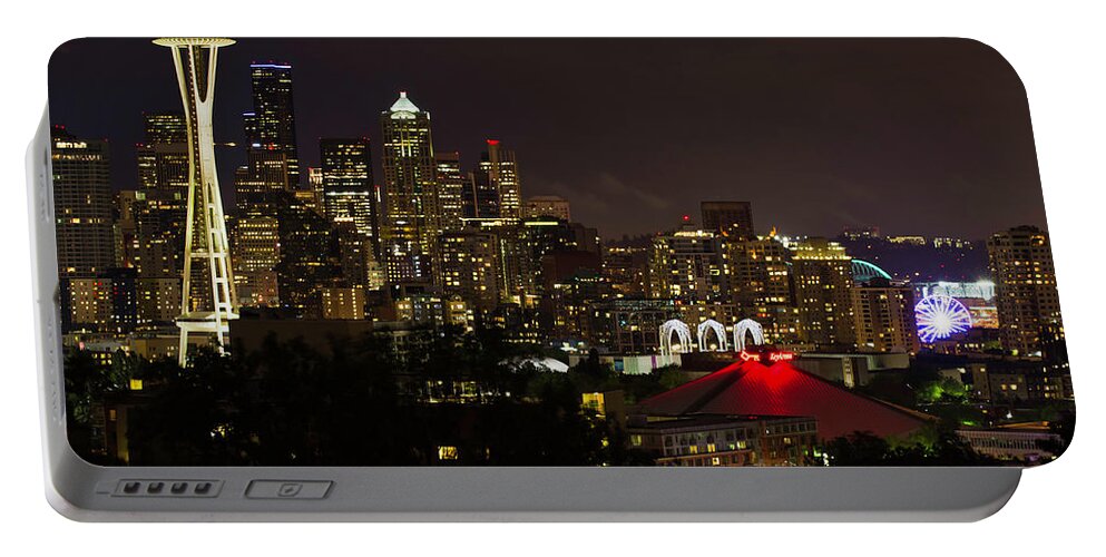 Seattle Portable Battery Charger featuring the photograph Seattle Nightscape 2 by Paul Riedinger