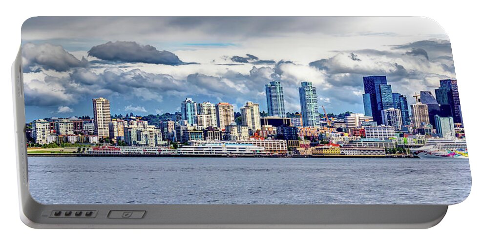 Seattle Portable Battery Charger featuring the photograph Seattle Skyline HDR by Rob Green