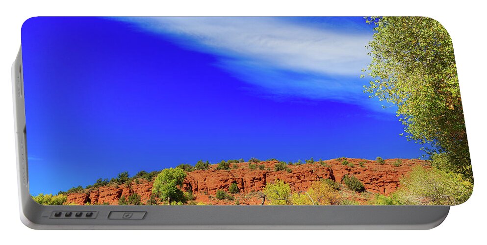 Arizona Portable Battery Charger featuring the photograph Sedona Fall by Raul Rodriguez