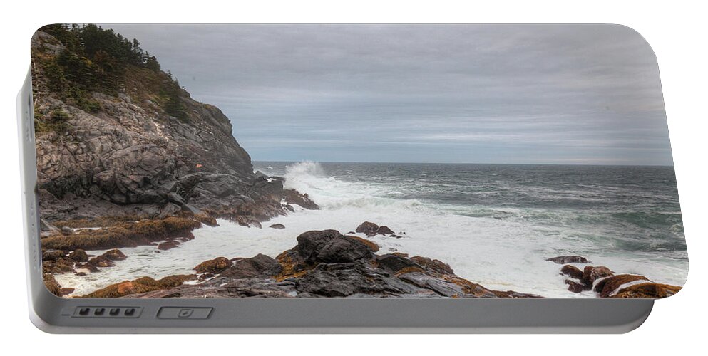 Monhegan Island Portable Battery Charger featuring the photograph Squeaker Cove by Tom Cameron