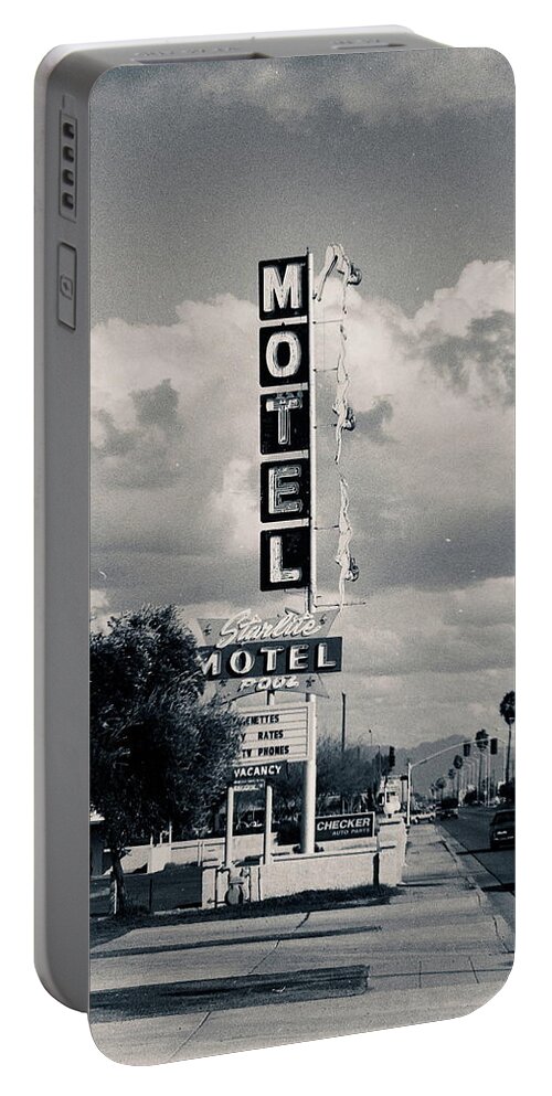 Starlite Motel Portable Battery Charger featuring the photograph Starlite Motel, Arizona by Erik Burg