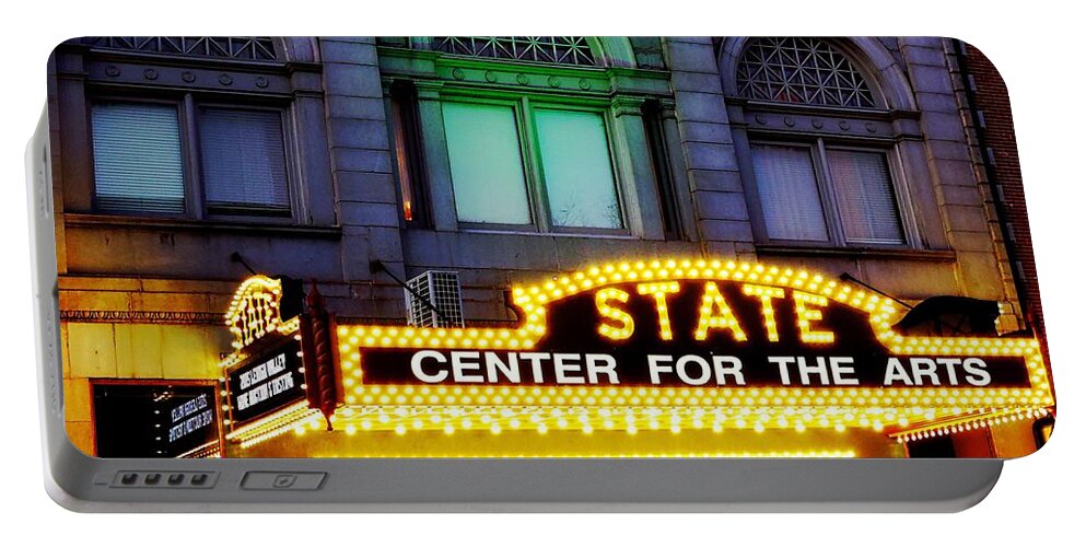 State Theatre Portable Battery Charger featuring the photograph State Of The Evening by Tami Quigley