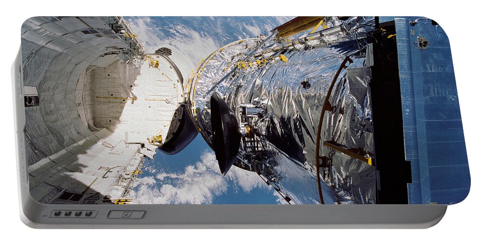 Science Portable Battery Charger featuring the photograph Sts-31, Hubble Space Telescope by Science Source
