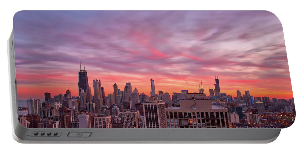 Chicago Portable Battery Charger featuring the photograph Sunset Burn by Raf Winterpacht