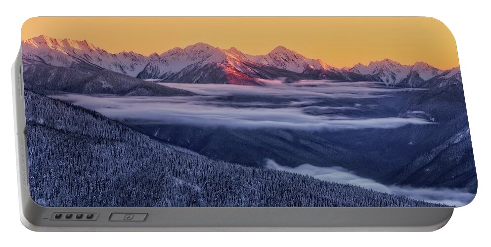 Hurricane Ridge Portable Battery Charger featuring the photograph Sunset on the Ridge by Judi Kubes