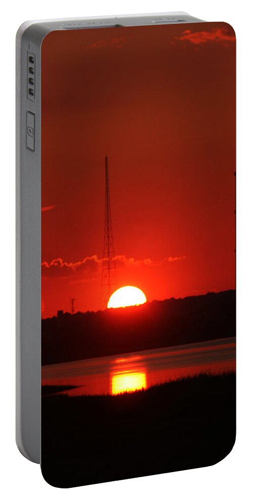 Sun Portable Battery Charger featuring the photograph Sunset Over Bridgeport by William Selander