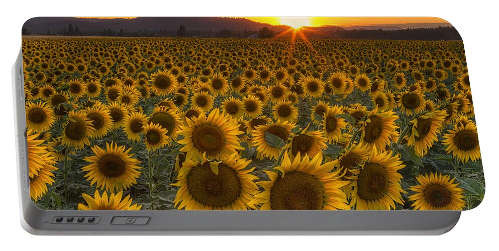 Sunflower Portable Battery Charger featuring the photograph Sunshine and Happiness by Mark Kiver