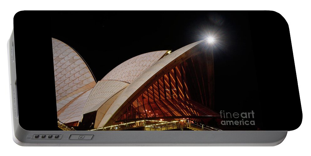 Sydney Opera House Portable Battery Charger featuring the photograph Sydney Opera House Close View by Kaye Menner by Kaye Menner