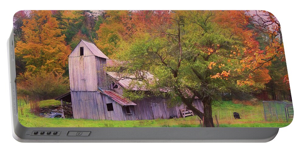 Barn Portable Battery Charger featuring the photograph That Old Gray Barn by John Rivera