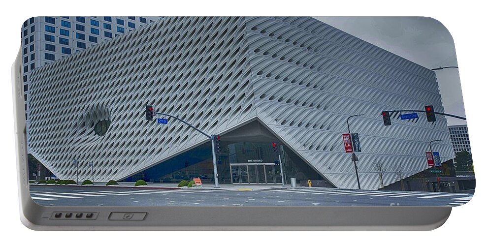 Broad Museum Portable Battery Charger featuring the photograph The Broad Museum by David Bearden