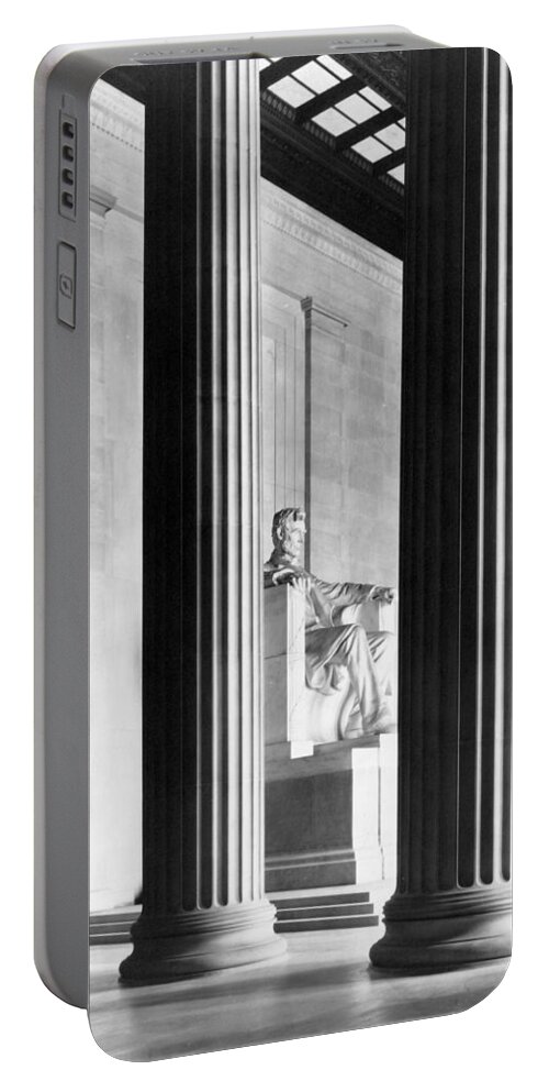 Lincoln Memorial Portable Battery Charger featuring the photograph The Lincoln Memorial by War Is Hell Store