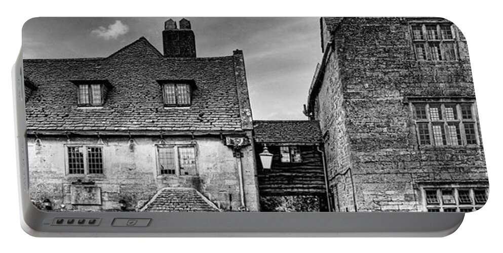 Cotswoldslife Portable Battery Charger featuring the photograph The Lygon Arms, Broadway by John Edwards