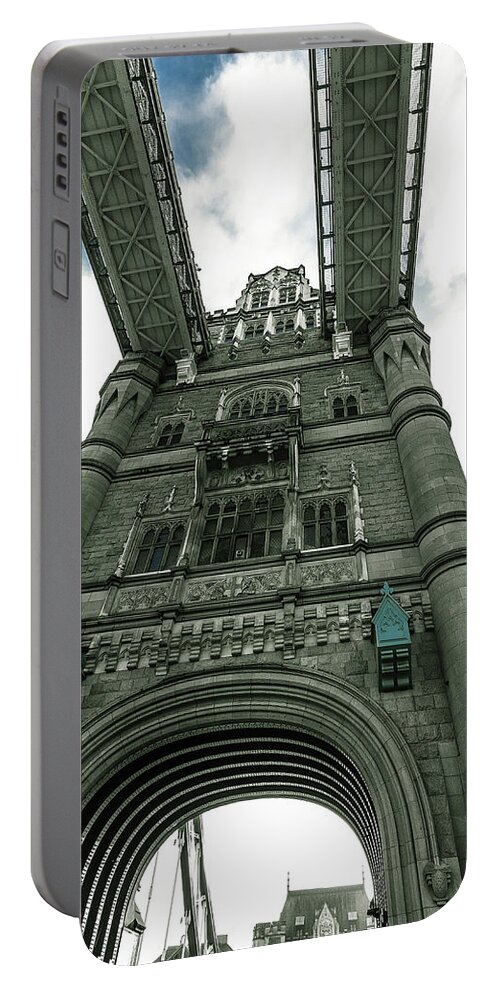England Portable Battery Charger featuring the photograph Tower Bridge by Patrick Kain