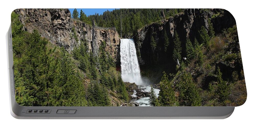 Tumalo Falls Portable Battery Charger featuring the photograph Tumalo Falls by Lynn Hopwood